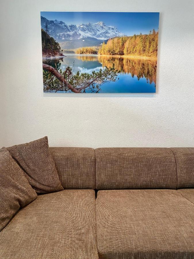 "Mittendrin" In Garmisch Esterno foto